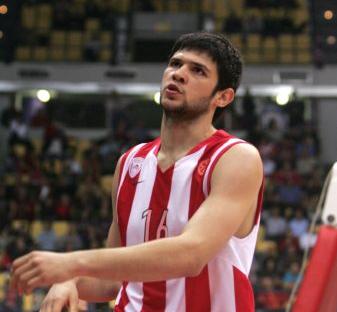 Με τον Παπανικολάου στην αποστολή ο Ολυμπιακός για τον ημιτελικό με τον ΠΑΟΚ