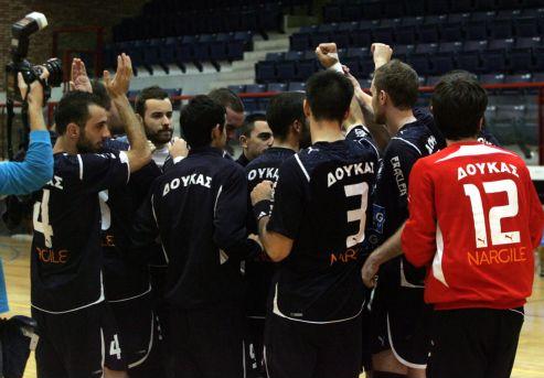 Στην κορυφή της Α1 χάντμπολ ανδρών «σκαρφάλωσε» η ΑΕΚ