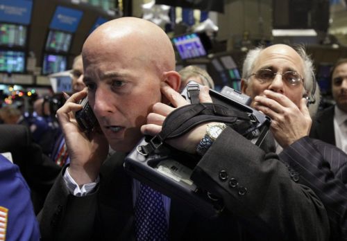 Στο πράσινο τα ευρωπαϊκά χρηματιστήρια και η Γουόλ Στριτ την Τρίτη