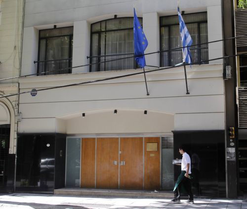 Έκρηξη μπροστά στην πρεσβεία της Ελλάδας στo Μπουένος Άιρες