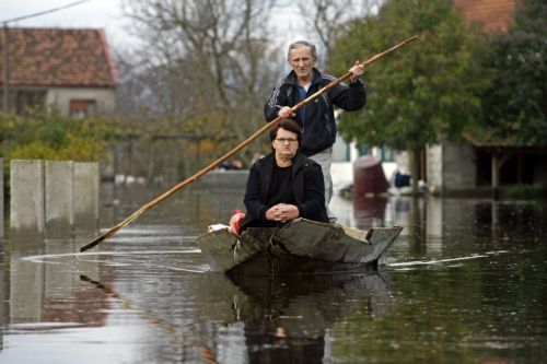 Αποστολή ελληνικής βοήθειας στους πλημμυροπαθείς της Αλβανίας