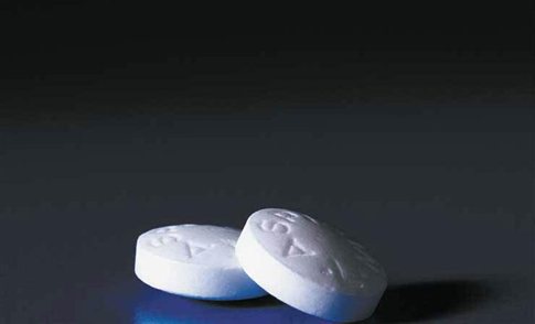 Θεαματική μείωση στον κίνδυνο καρκίνου φαίνεται ότι προσφέρει η ασπιρίνη