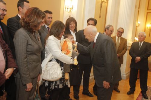 Τη συμπαράστασή του στα δίκαια αιτήματα των πολυτέκνων εξέφρασε ο Πρόεδρος της Δημοκρατίας