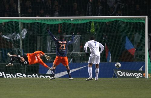 Προσέγγισε την κορυφή η Λιόν με 2-1 στη Μονπελιέ