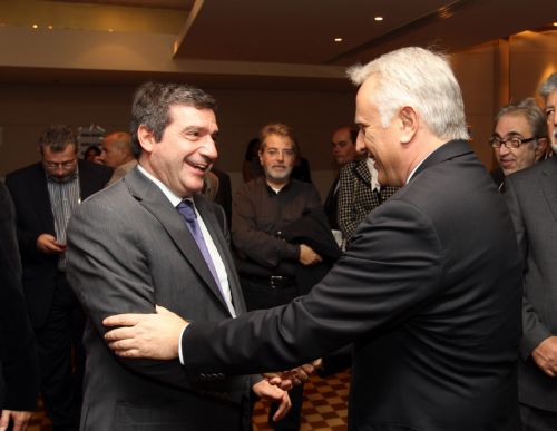 «Τελεσίγραφο» Ραγκούση σε Ν.Κακλαμάνη για την κατάσταση με τα απορρίμματα