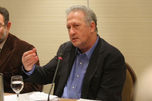 Ενοποιούνται οι φορείς επιστημονικής υποστήριξης στους αγρότες