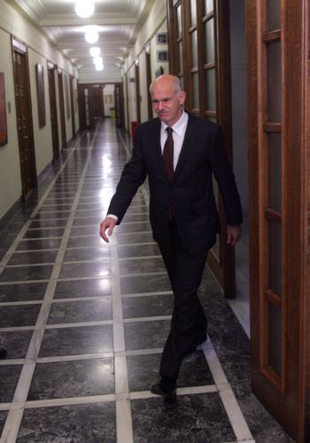 Συνεχίστηκαν οι συναντήσεις του πρωθυπουργού με στελέχη της ΚΟ του ΠΑΣΟΚ