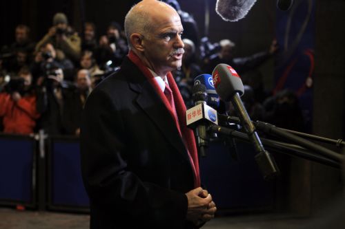 Αποφάσεις για το μέλλον της Ευρώπης ζήτησε ο Γ.Παπανδρέου από τις Βρυξέλλες