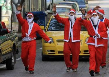 Πρωτοχρονιάτικη έξοδος με κρύο, βροχές και έκτακτες κυκλοφοριακές ρυθμίσεις