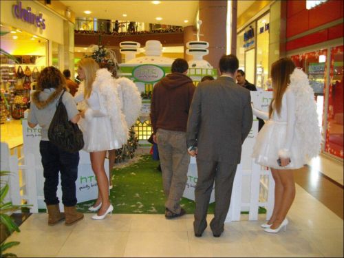 Στο Mall Athens και στα Odeon, η HTC χαρίζει δώρα