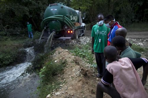 Από τη Νότιο Ασία φαίνεται ότι μεταφέρθηκε στην Αϊτή το βακτήριο της χολέρας