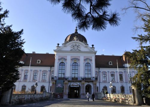 H Ουγγαρία στην ευρωπαϊκή προεδρία εν μέσω επικρίσεων για το νόμο για τα ΜΜΕ