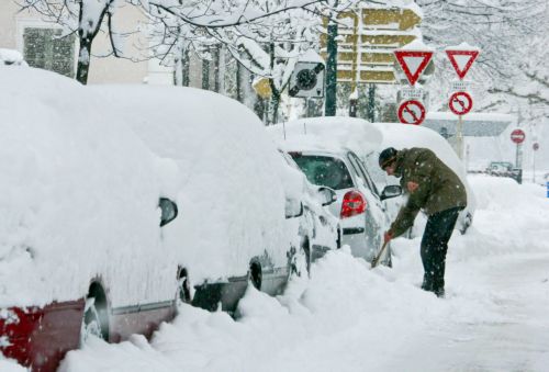 Μαίνεται η σφοδρή κακοκαιρία σε πολλές  ευρωπαϊκές χώρες