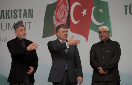 Κοινές στρατιωτικές ασκήσεις θα διεξάγουν Τουρκία, Πακιστάν και Αφγανιστάν