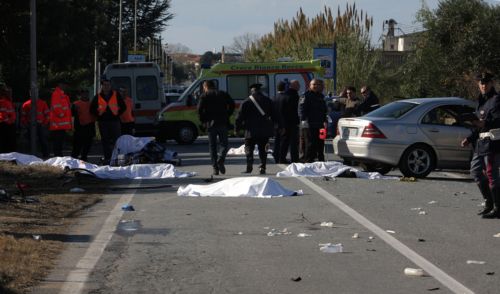 Οδηγός υπό την επήρεια ναρκωτικών παρέσυρε και σκότωσε οκτώ ποδηλάτες