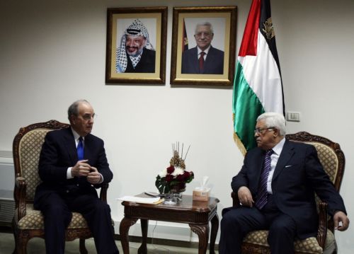 Αμερικανικές εγγυήσεις για την επιστροφή στη διαπραγμάτευση ζητά ο Μαχμούντ Αμπάς