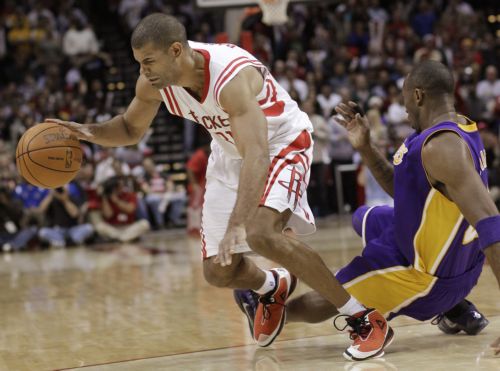 Τέταρτη σερί ήττα των Λέικερς, πρώτη εντός έδρας των Σπερς