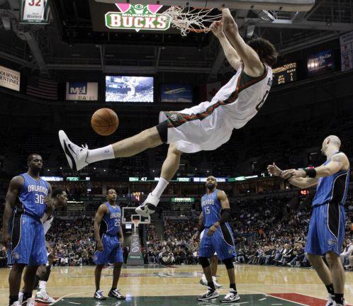 Ασταμάτητο το Ντάλας με οδηγό τον Νοβίτσκι