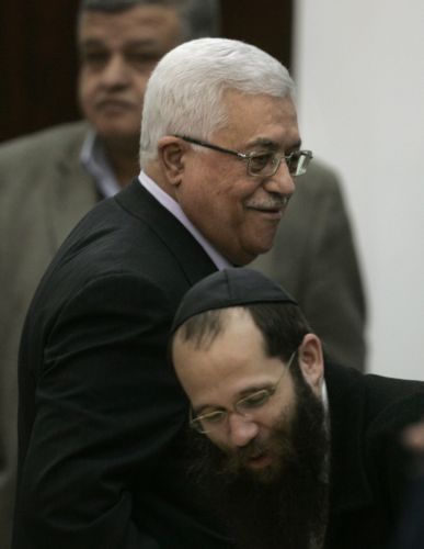 Υπέρ των διαπραγματεύσεων τάσσεται ο Αμπάς σε εκδήλωση με Ισραηλινούς παράγοντες