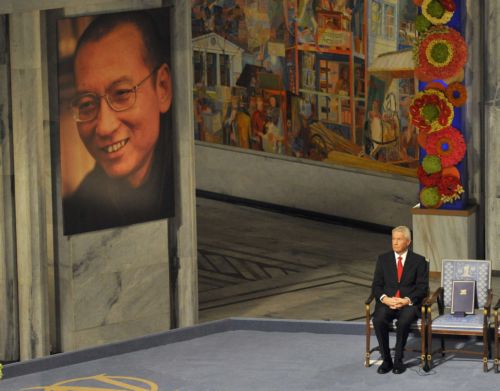 Στις «χαμένες ψυχές» της Τιενανμέν αφιέρωσε το Νόμπελ Ειρήνης ο φυλακισμένος Λιού Σιαομπό