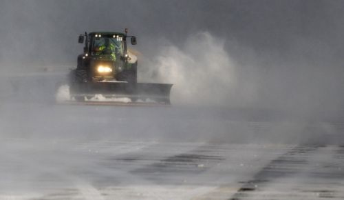 Προβλήματα στις χριστουγεννιάτικες μετακινήσεις από την κακοκαιρία στην Ευρώπη