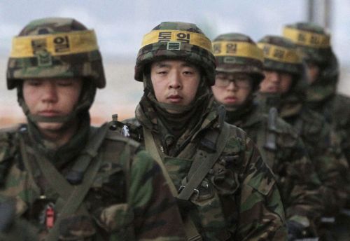 Υπεραμύνεται των στρατιωτικών ασκήσεων στην κορεατική χερσόνησο η Σεούλ