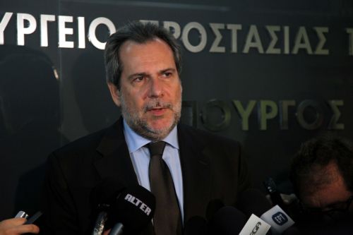 Ηχηρό χτύπημα στην τρομοκρατία, δηλώνει ο Χρ.Παπουτσής για τη σύλληψη των «έξι»