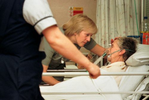 Περιορισμός της εισφοροδιαφυγής με το εργόσημο και την κάρτα εργασίας