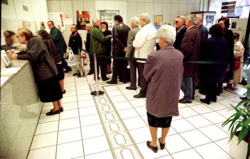 Πώς θα καταβληθεί το έκτακτο επίδομα στους χαμηλοσυνταξιούχους