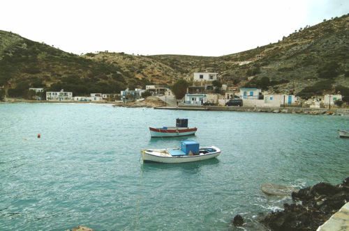 Σε βραχώδη περιοχή του Αγαθονησίου προσέκρουσε δεξαμενόπλοιο υδροφόρο