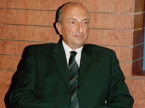 Πέθανε ο Βλάνταν Μπάτιτς, ένας από τους ηγέτες της αντιπολίτευσης κατά του Σλ.Μιλόσεβιτς