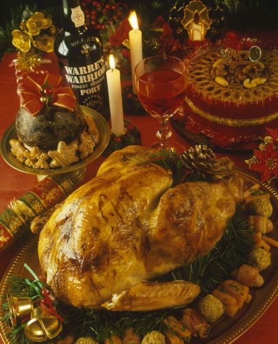 Φθηνότερο κατά 7% το χριστουγεννιάτικο τραπέζι σε σχέση με πέρυσι λέει το υπ.Ανάπτυξης