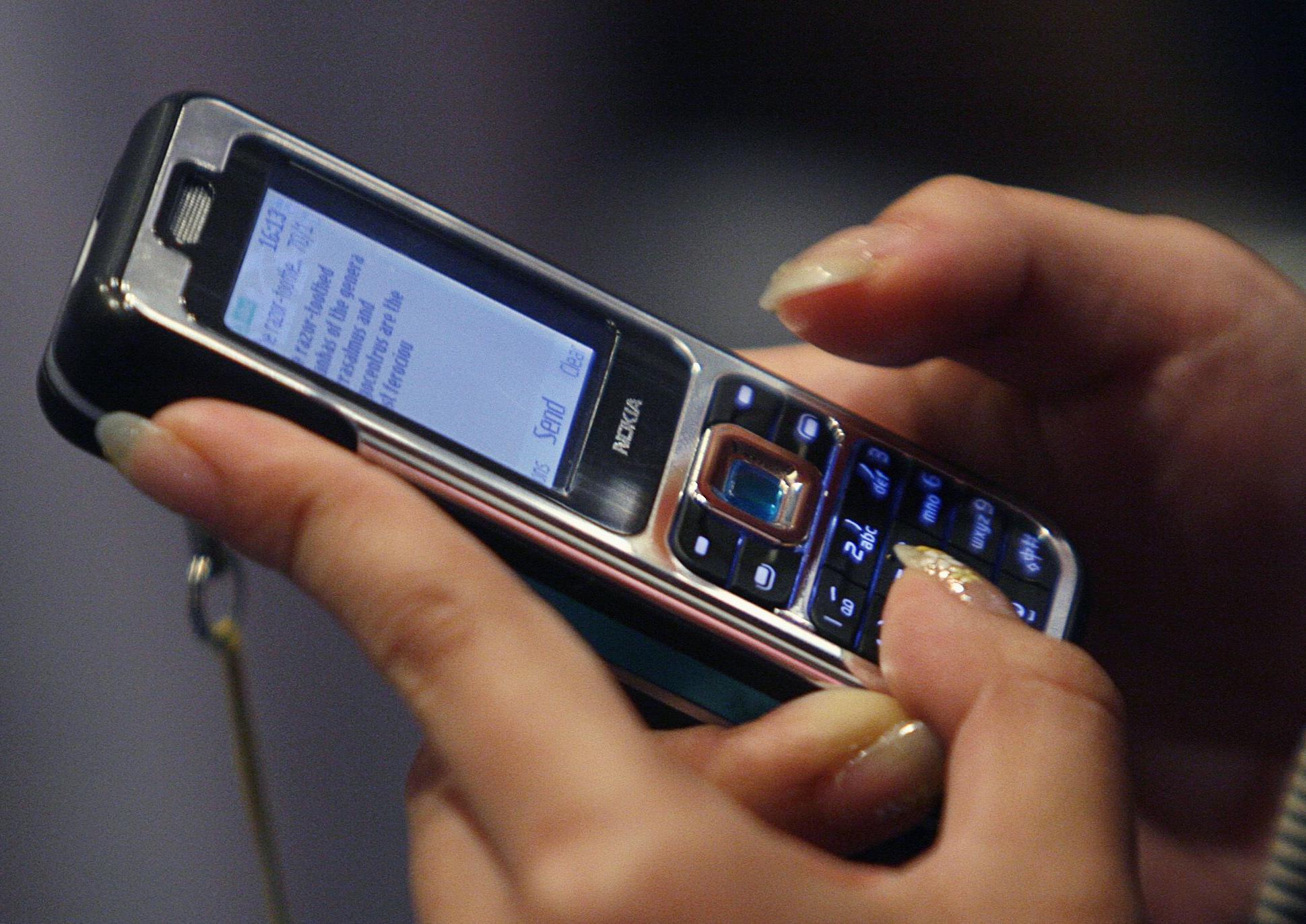 «Καμπάνα» σε εταιρείες που οργάνωναν διαγωνισμούς και κουίζ με SMS υψηλής χρέωσης