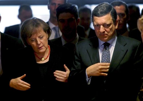 Συστημική η κρίση χρέους στην ευρωζώνη, δηλώνει ο Ζοζέ Μπαρόζο