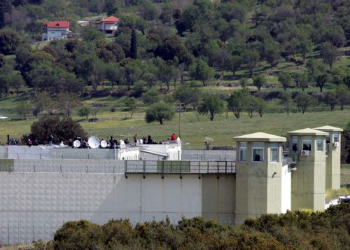 Στους 1.200 οι απεργοί πείνας κατά την Πρωτοβουλία για τα Δικαιώματα των Κρατουμένων