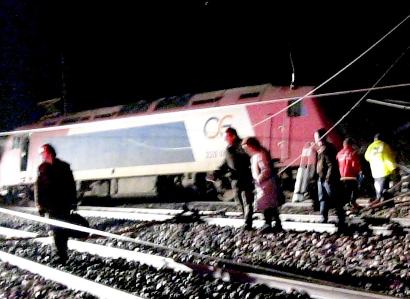 Ένας νεκρός και δύο τραυματίες από εκτροχιασμό τρένου στην περιοχή του Άργους