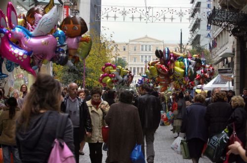 Πρόωρες εκπτώσεις έως 30% στην αγορά εν όψει των Χριστουγέννων