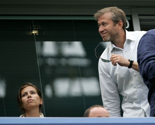 Ο Πούτιν ζήτησε την οικονομική βοήθεια του Αμπράμοβιτς για το Μουντιάλ