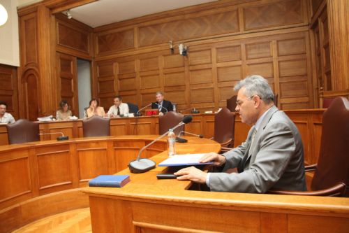 Αποκλίσεις και απόκρυψη περιουσιακών στοιχείων στην περίπτωση Μαντέλη διαπιστώνουν οι ελεγκτές