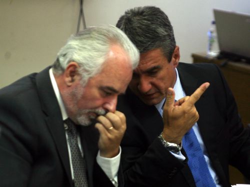 «Παράθυρο» για τη βελτίωση του εισοδηματικού πλαφόν για τα επιδόματα τριτέκνων-πολυτέκνων