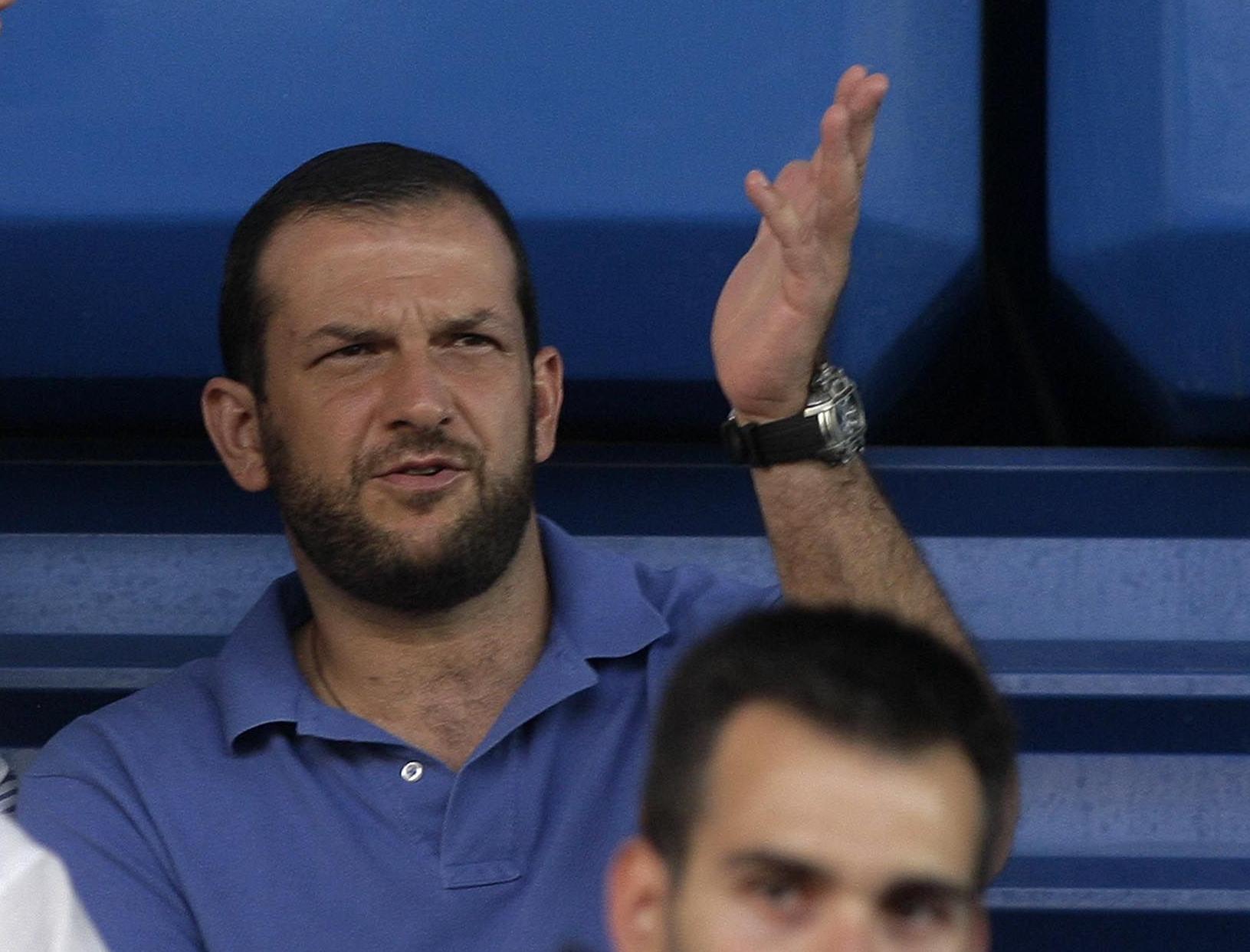 Ποινή απαγόρευσης εισόδου στα γήπεδα και 10.000 ευρώ στον Αδαμίδη