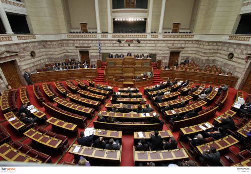 «Ναι» στα 10 από τα 18 άρθρα του πολυνομοσχεδίου θα πει η ΝΔ