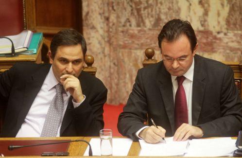 Συνεχίζεται στην Ολομέλεια της Βουλής η συζήτηση για τον προϋπολογισμό του 2011