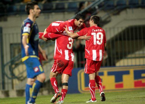 Ο Ολυμπιακός πήρε την πρόκριση στην Τρίπολη χάρη στον Ιμπαγάσα