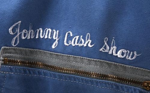 Μια φόρμα του Τζόνι Κας πουλήθηκε 50.000 δολάρια σε δημοπρασία