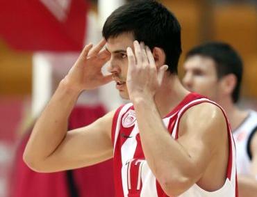 Νοκ άουτ ο Ερτσεγκ από το ματς με τον Αρη