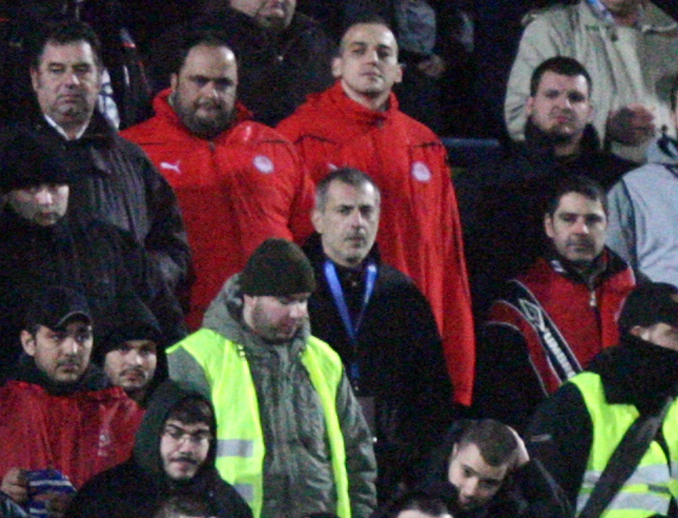 «Να τελειώνει το παραμύθι», επικοινωνιακή αντεπίθεση Ολυμπιακού