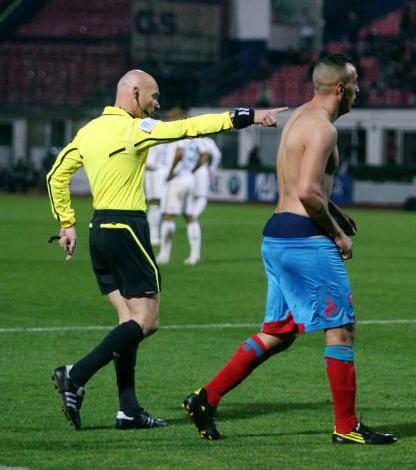 Πειθαρχική δίωξη στον Κάκο για παράλειψη καθηκόντων