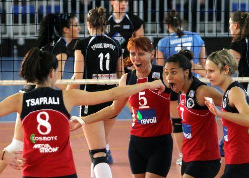 Εύκολη πρόκριση για το Μαρκόπουλο στους «8» του Κυπέλλου