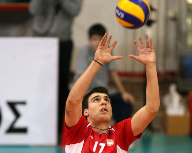 Ο Κοκκινάκης αντί του τραυματία Φράγκου στην Εθνική βόλεϊ